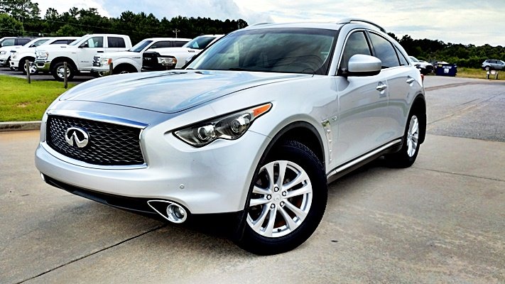 2017 INFINITI QX70 Base's photo