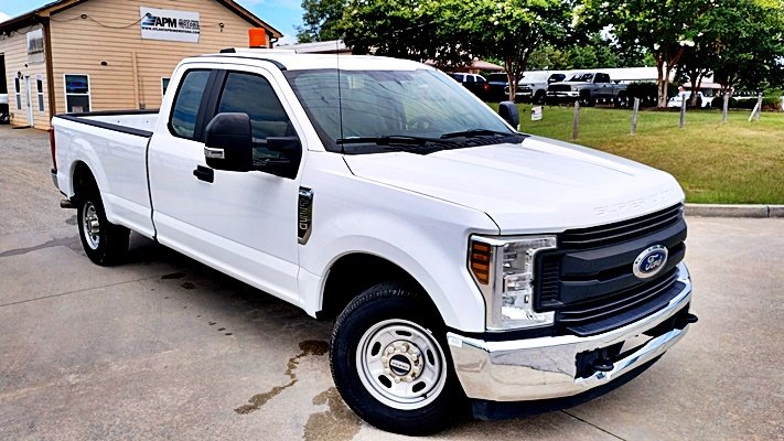 2019 Ford F-350 XL photo 4