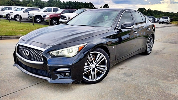 2015 INFINITI Q50's photo
