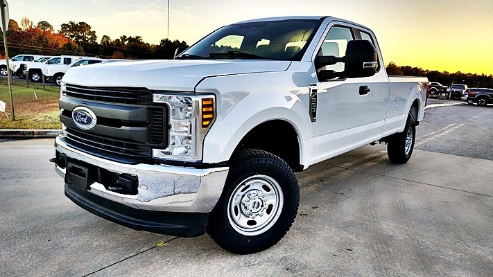 2019 Ford F-250 Super Duty XL's photo