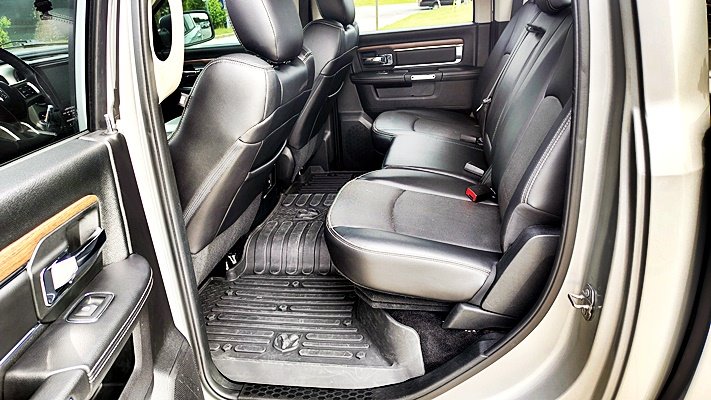 2017 RAM Ram 1500 Pickup Laramie - Photo 16