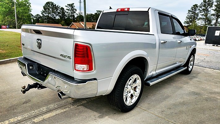 2017 RAM Ram 1500 Pickup Laramie - Photo 9