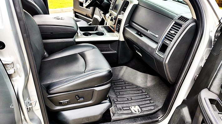 2017 RAM Ram 1500 Pickup Laramie - Photo 15