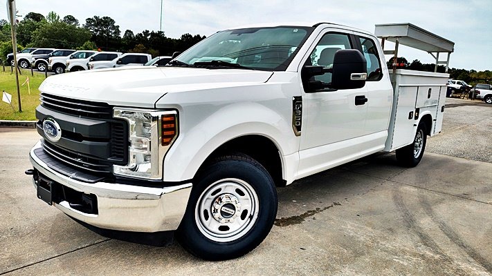 2018 Ford F-350 XL SuperCab 6-1/2' Box SRW's photo