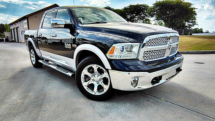 Ram 1500 photo 2