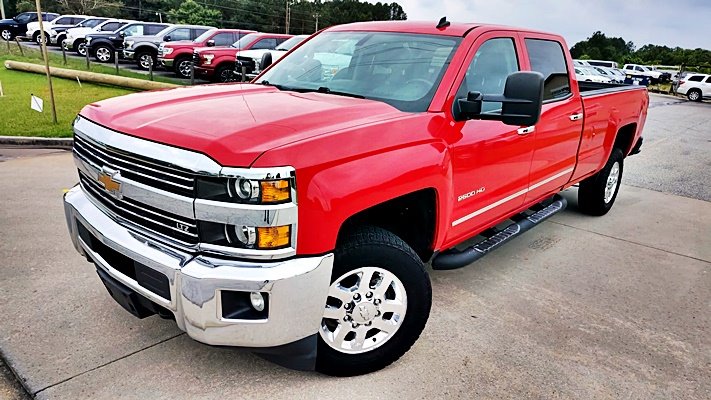 Chevrolet Silverado 2500 photo 3