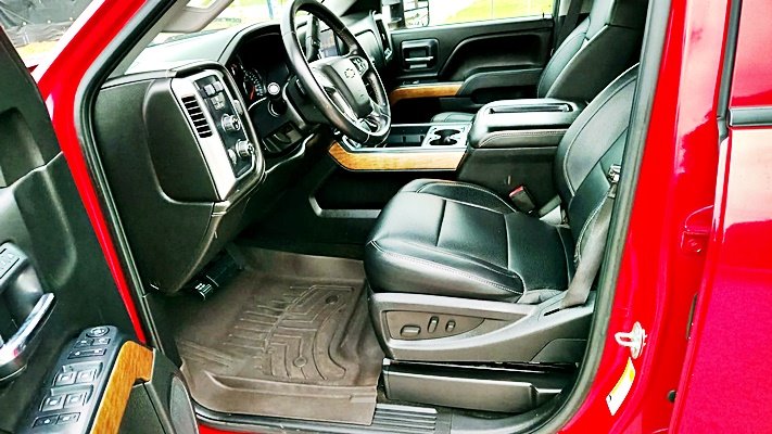 Chevrolet Silverado 2500 photo 13