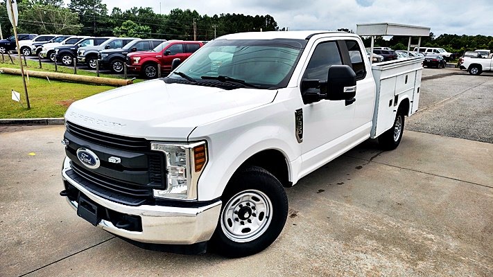 Ford F350SD photo 3
