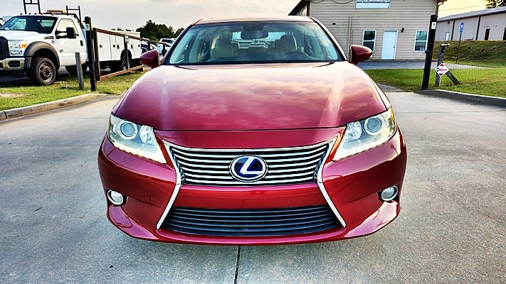 Lexus ES 300h photo 12