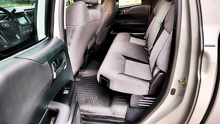 Toyota Tundra photo 16