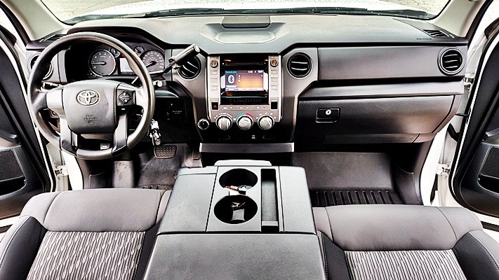 Toyota Tundra photo 14