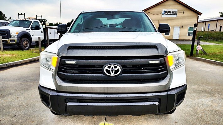 Toyota Tundra photo 12