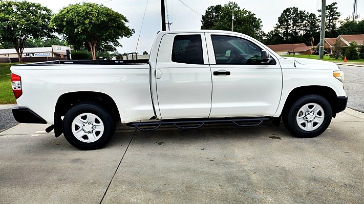 Toyota Tundra photo 10