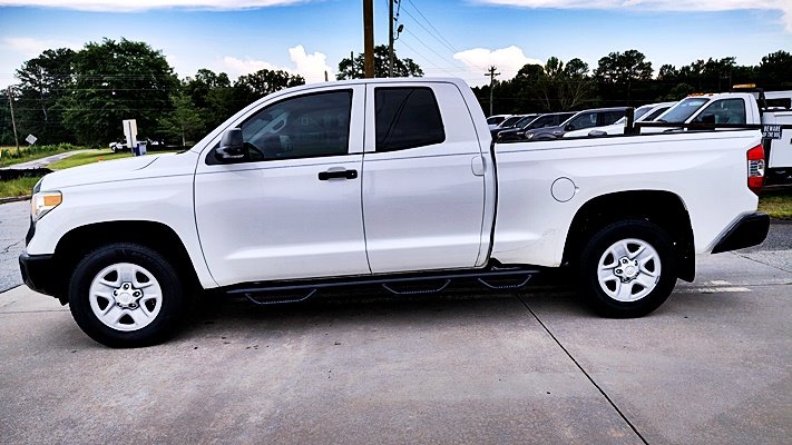 Toyota Tundra photo 6