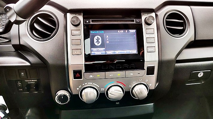 Toyota Tundra photo 19