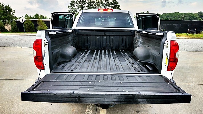 Toyota Tundra photo 21