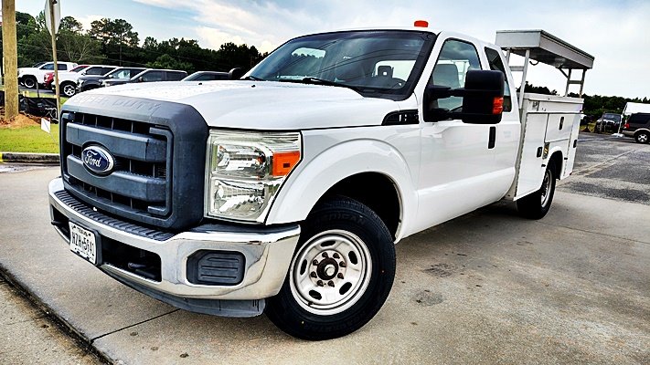 2016 Ford F-350 XL SuperCab 6-1/2' Box SRW's photo