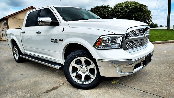 Ram 1500 photo 2