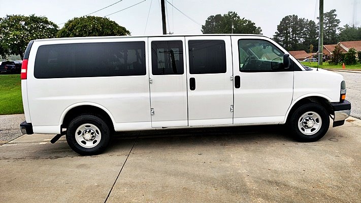 Chevrolet Express photo 10