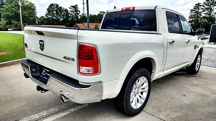 Ram 1500 photo 9