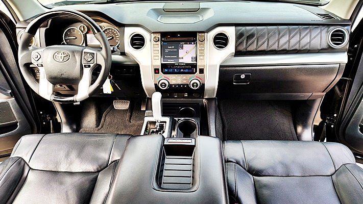 Toyota Tundra photo 14