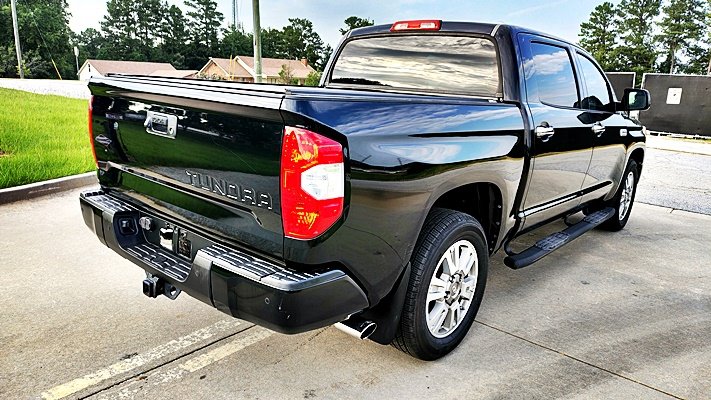 Toyota Tundra photo 9