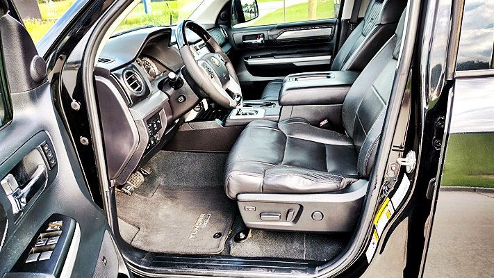 Toyota Tundra photo 13
