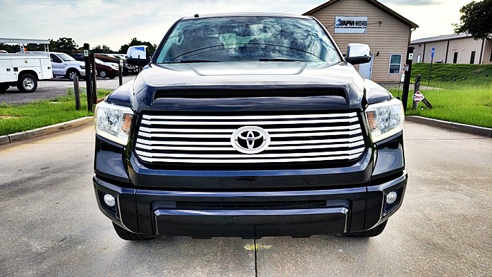 Toyota Tundra photo 12