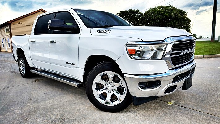 Ram 1500 photo 2
