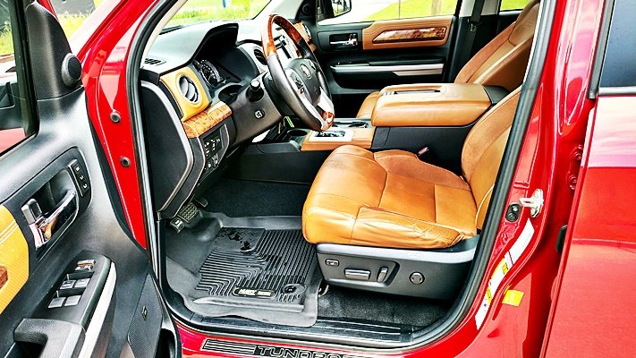 Toyota Tundra photo 13