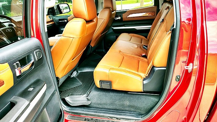 Toyota Tundra photo 16