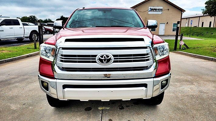Toyota Tundra photo 12
