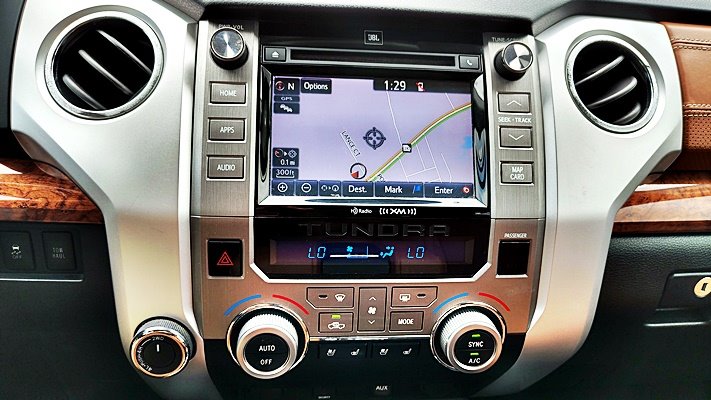 Toyota Tundra photo 19