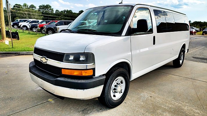 Chevrolet G3500 Vans photo 5