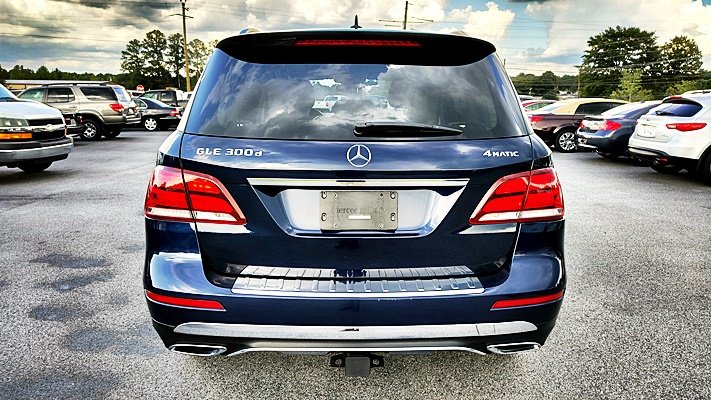 Mercedes-Benz GLE photo 8