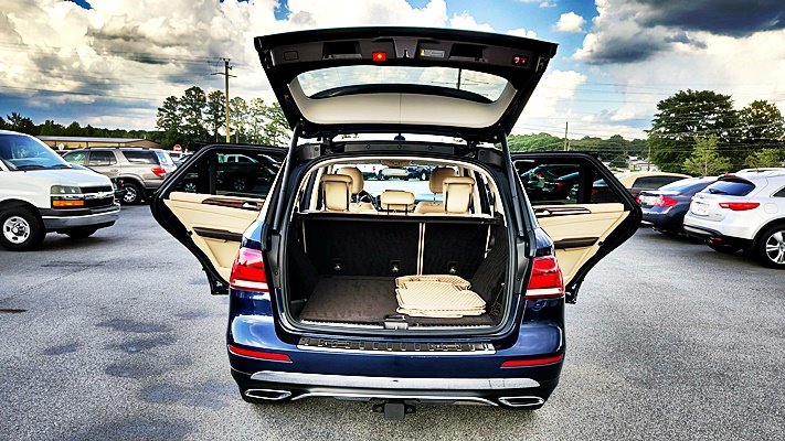 Mercedes-Benz GLE photo 21