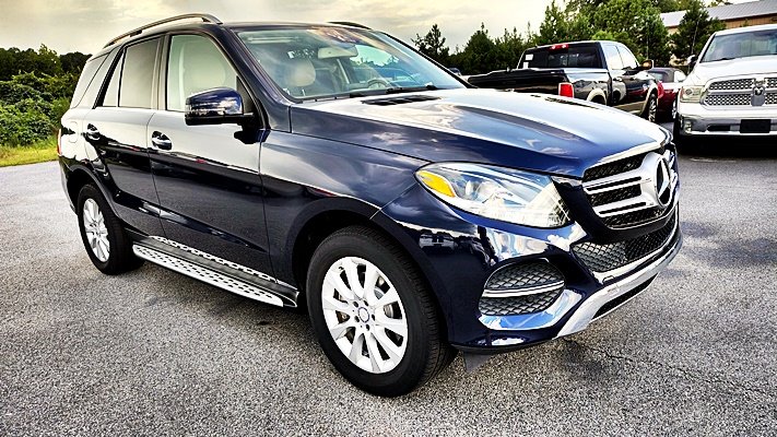 Mercedes-Benz GLE photo 11