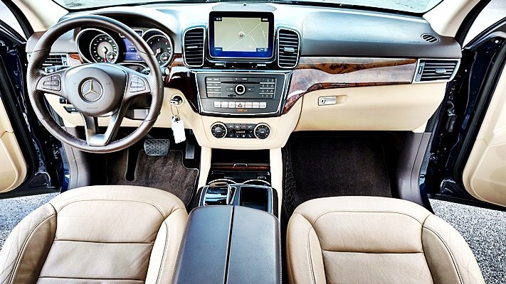 Mercedes-Benz GLE photo 14