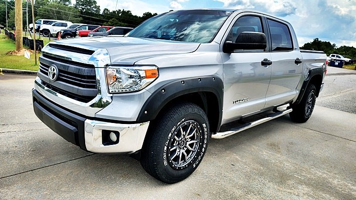 Toyota Tundra photo 5