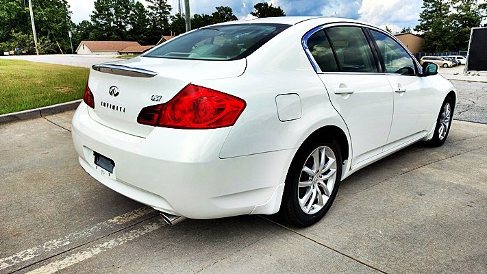 Infiniti G37 photo 9