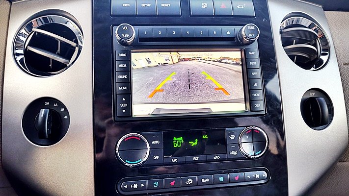 Ford Expedition EL photo 20