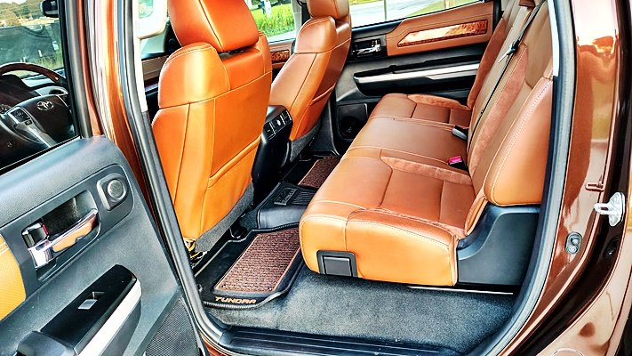 Toyota Tundra photo 16