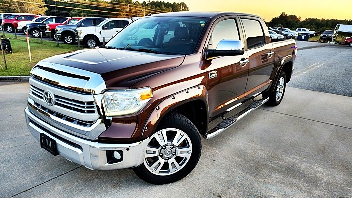 Toyota Tundra photo 3