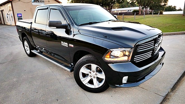 Ram 1500 photo 4