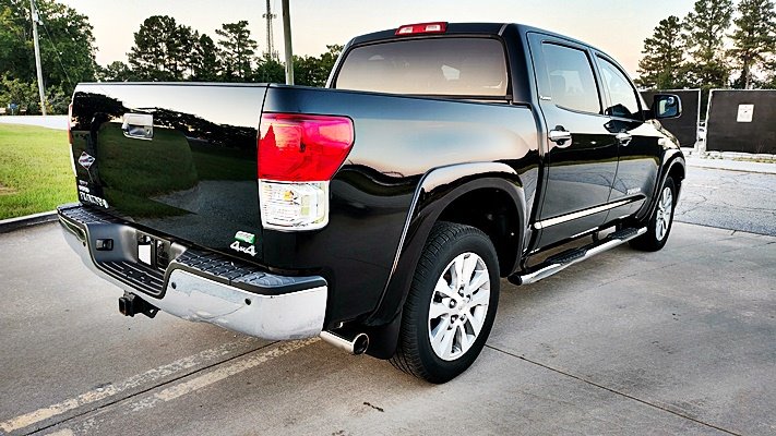 Toyota Tundra photo 9