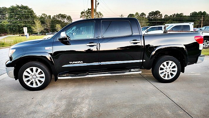 Toyota Tundra photo 6