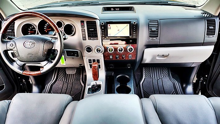 Toyota Tundra photo 14