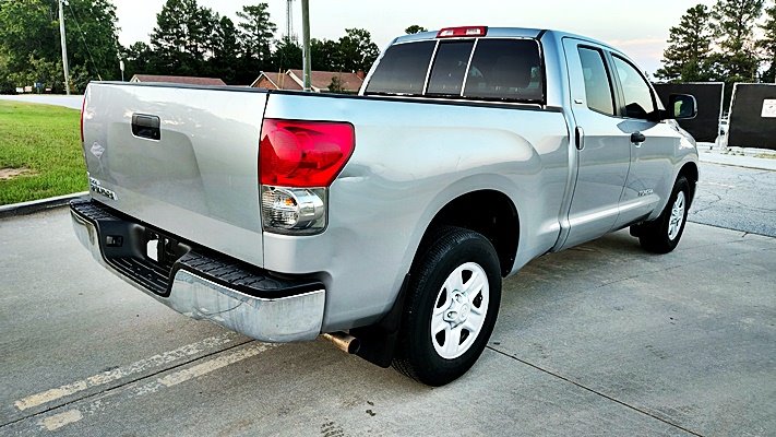 Toyota Tundra photo 9