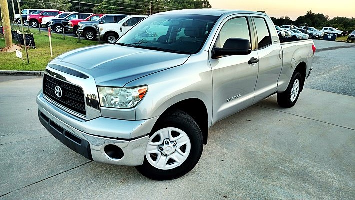Toyota Tundra photo 3