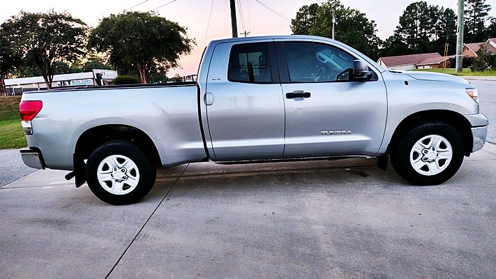 Toyota Tundra photo 10